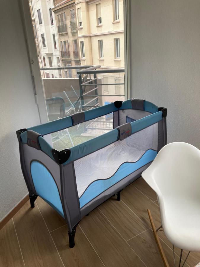 Apparement Chaleureux Avec Balcon Apartment Marseille Luaran gambar